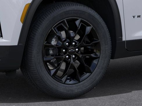New 2026 Chevrolet Traverse LT w/ Midnight/Sport Edition FWD image 9