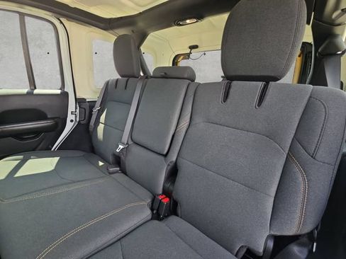 Used 2024 Jeep Wrangler Unlimited Sahara AWD/4WD image 22