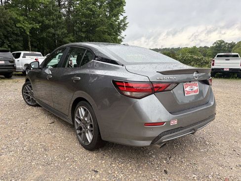 Used 2021 Nissan Sentra SR FWD image 24