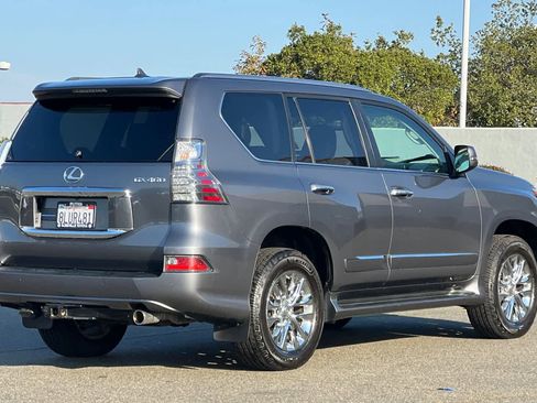 Used 2015 Lexus GX 460 Luxury image 2