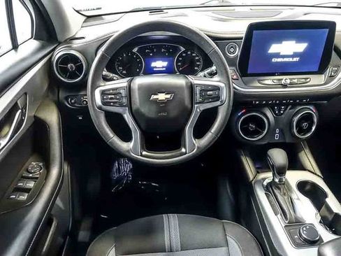 Used 2023 Chevrolet Blazer LT FWD image 16
