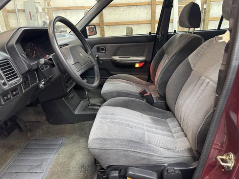 Used 1989 Mercury Tracer Base 4dr Wagon image 13