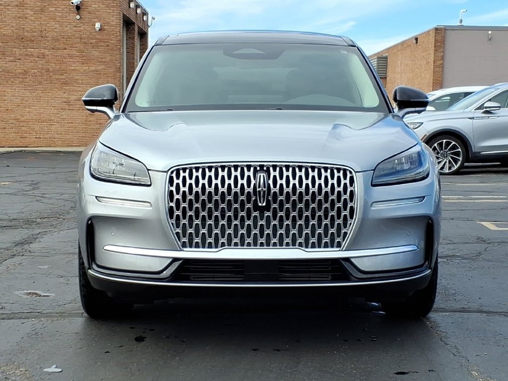 Certified 2024 Lincoln Corsair AWD w/ Equipment Group 101A image 2