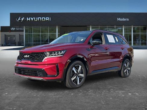 Used 2022 Kia Sorento S w/ Panoramic Sunroof Package FWD image 1