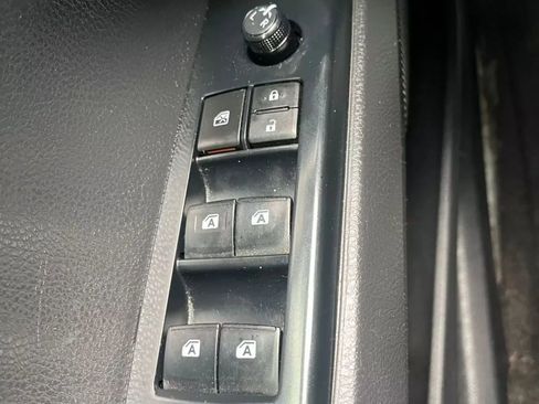 Used 2020 Toyota Camry SE image 13