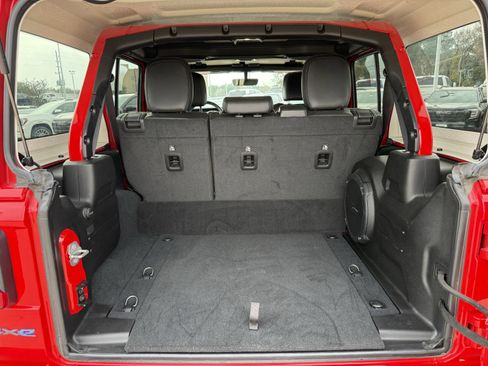 Used 2022 Jeep Wrangler Unlimited Rubicon 4xe w/ Cold Weather Group image 28