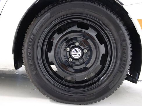 Used 2012 Volkswagen Beetle 2.5 FWD image 63