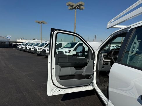 New 2026 Ford F250 XL w/ XL Chrome Package image 21