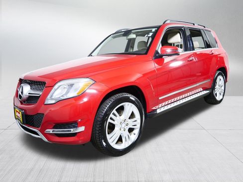 Used 2013 Mercedes-Benz GLK 350 4MATIC image 3