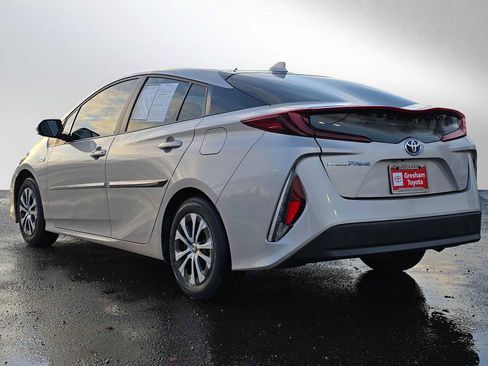 Used 2022 Toyota Prius Prime LE image 5