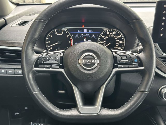 Used 2023 Nissan Altima 2.5 SL AWD/4WD image 22