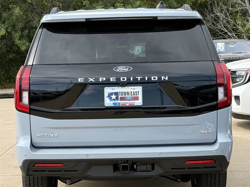 New 2025 Ford Expedition Max Active image 29