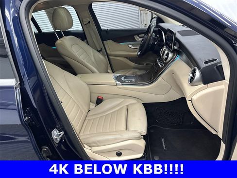 Used 2019 Mercedes-Benz GLC 300 4MATIC Coupe image 14