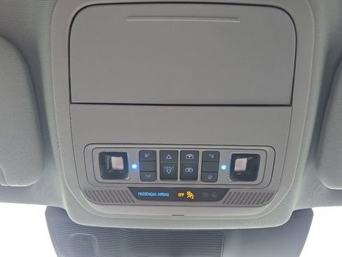 Certified 2024 Ford Explorer XLT w/ Equipment Group 202A image 21