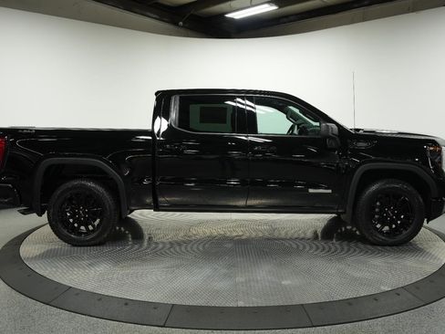 New 2026 GMC Sierra 1500 Elevation image 9