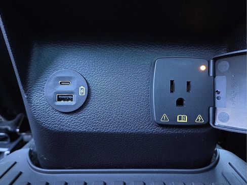 New 2025 Ford Ranger XLT w/ Convenience Package image 12