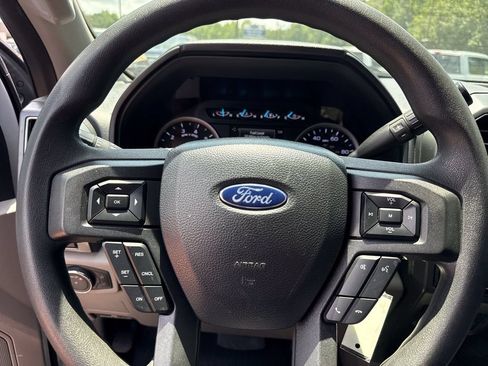 Used 2022 Ford F250 XLT w/ XLT Premium Package AWD/4WD image 23
