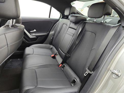 Used 2020 Mercedes-Benz A 220 image 15