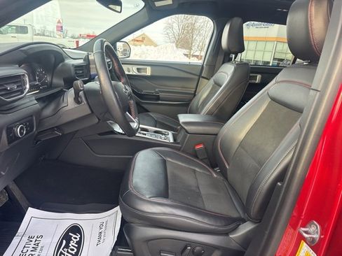 Used 2023 Ford Explorer ST-Line w/ Class IV Trailer Tow Package image 9