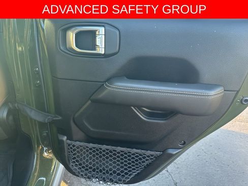 Used 2021 Jeep Wrangler Unlimited Rubicon image 32