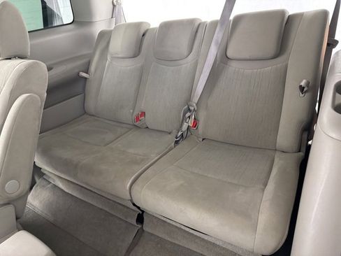 Used 2015 Nissan Quest SV image 20