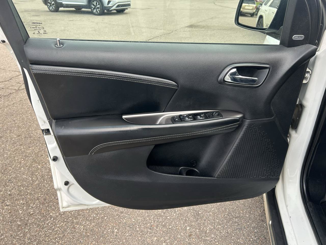 Used 2015 Dodge Journey Crossroad w/ Flexible Seating Group FWD image 15