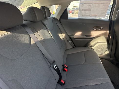 New 2025 Kia K4 LXS image 11