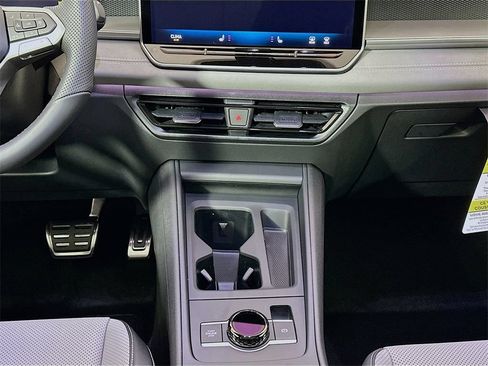 New 2026 Volkswagen Tiguan SE R-Line AWD/4WD image 20