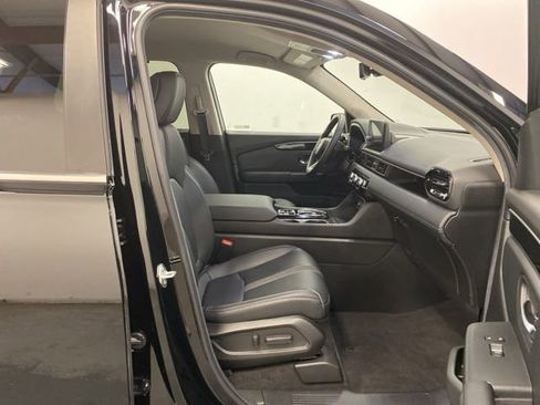 Certified 2025 Honda Pilot EX-L image 23
