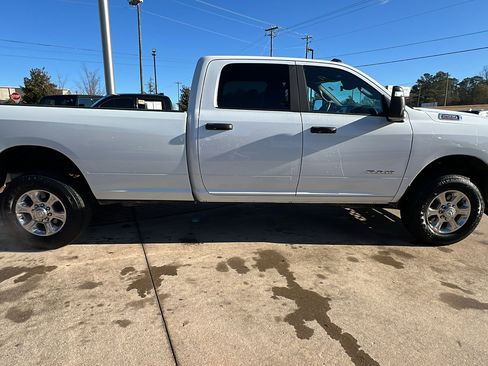 Used 2025 RAM 2500 Big Horn image 7