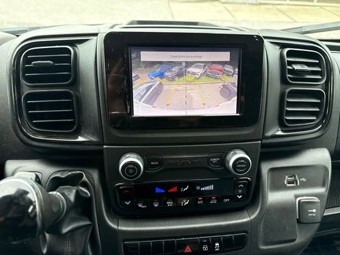 Used 2023 RAM ProMaster 2500 FWD image 21