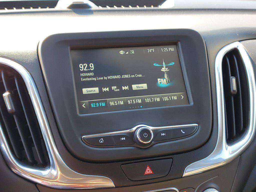 Used 2018 Chevrolet Equinox LT w/ LPO, Blackout Package AWD/4WD image 14