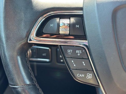 Used 2018 Lincoln Navigator Reserve w/ Technology Package AWD/4WD image 19