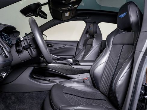 Used 2024 Aston Martin DBX 707 image 21