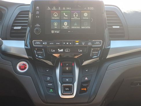 Used 2018 Honda Odyssey Touring image 5