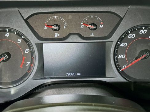 Used 2020 Chevrolet Camaro LT RWD image 10