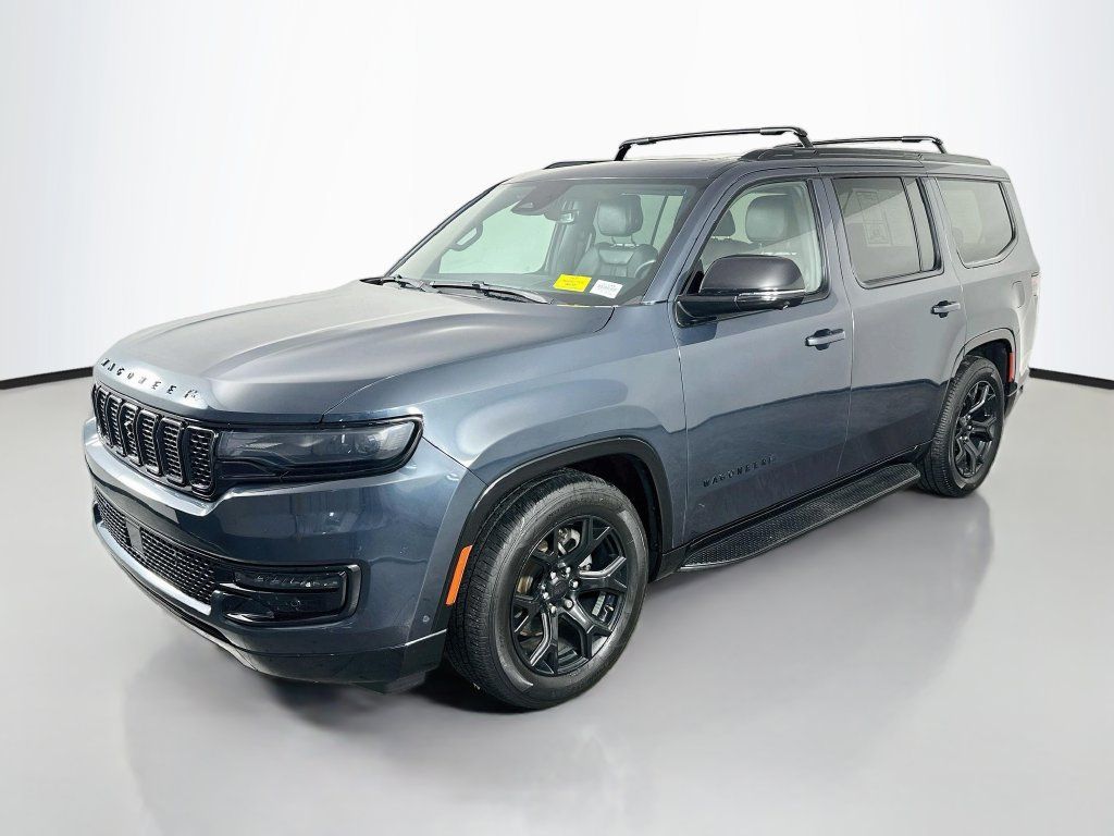 Used 2023 Jeep Wagoneer Series II w/ Convenience Group I AWD/4WD image 3