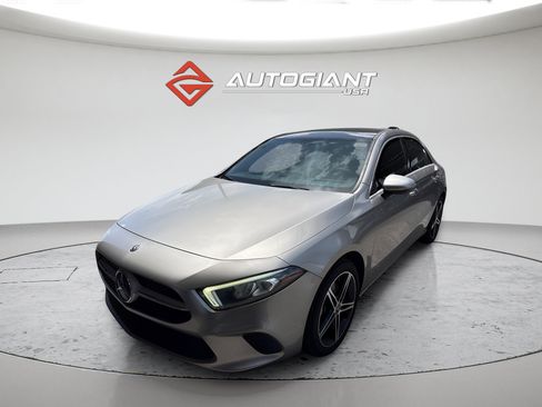 Used 2019 Mercedes-Benz A 220 image 1