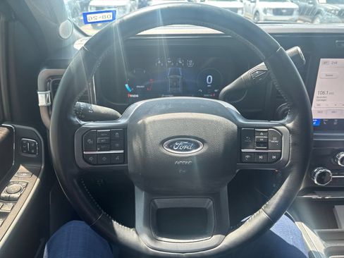 Used 2023 Ford F250 Lariat w/ Lariat Ultimate Package AWD/4WD image 10
