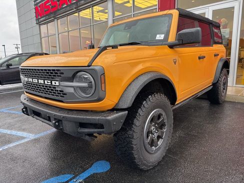 Used 2021 Ford Bronco Badlands image 3