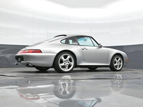 Used 1997 Porsche 911 Carrera S RWD image 30