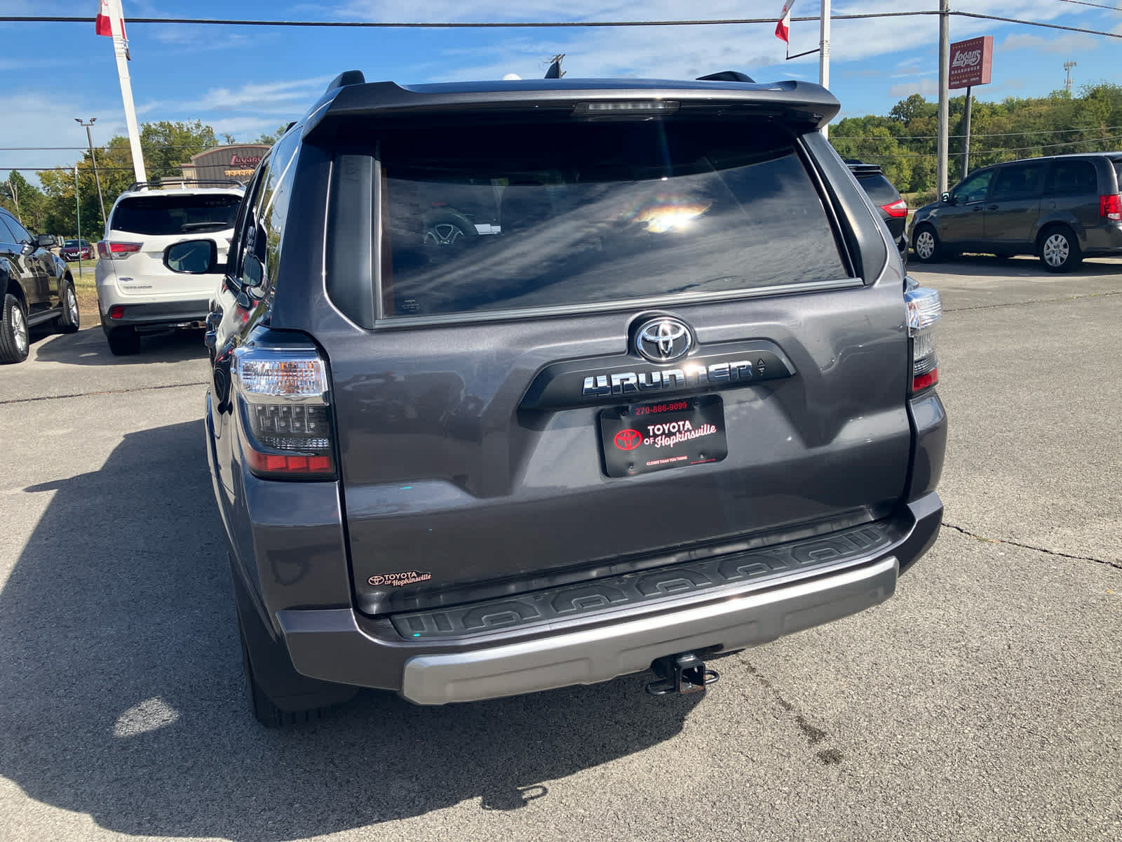 Used 2022 Toyota 4Runner TRD Off-Road Premium w/ TRD Black Wheel Package (TMS) AWD/4WD image 6