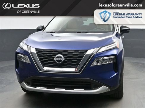 Used 2023 Nissan Rogue Platinum w/ Platinum Premium Package image 3