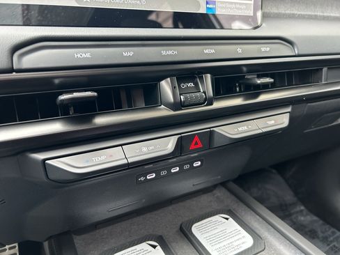 New 2027 Kia Telluride SX X-Pro AWD/4WD image 21