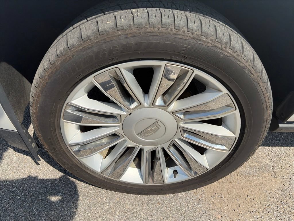 Used 2016 Cadillac Escalade ESV Platinum AWD/4WD image 10