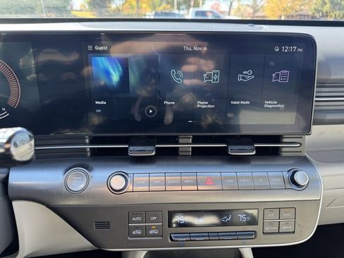 Used 2024 Hyundai Kona SEL image 21