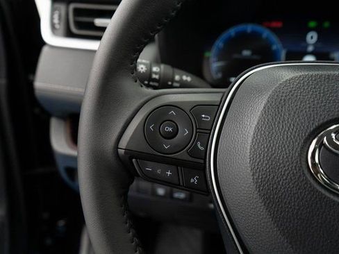 Used 2025 Toyota RAV4 Limited image 22