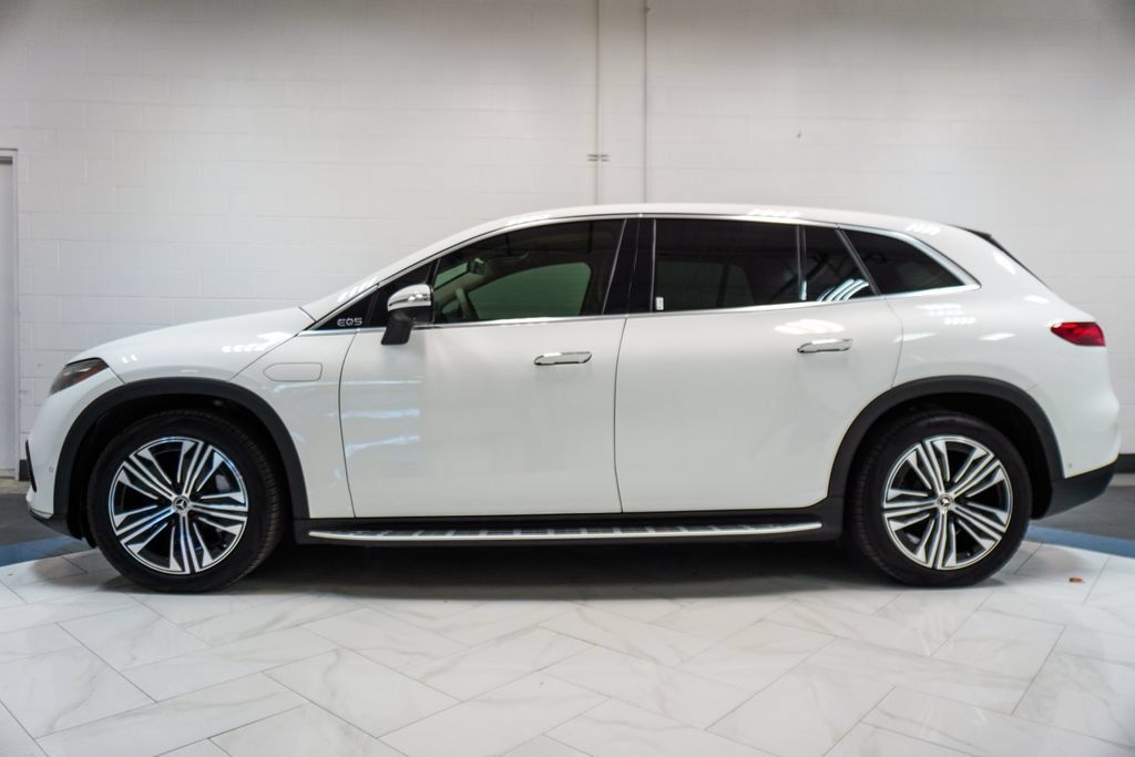Used 2023 Mercedes-Benz EQS 450+ SUV image 30