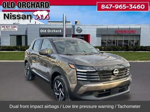 Used 2025 Nissan Kicks SV image 4