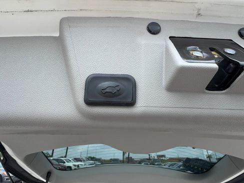 Used 2015 Buick Enclave Premium w/ Experience Buick Package image 25